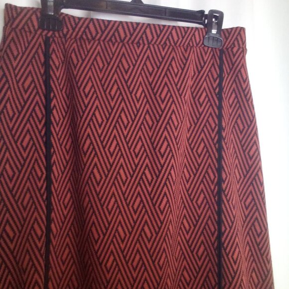 Southern Lady Petite Skirt PS Pull On Stretch Pattern Red Black - Picture 7 of 14